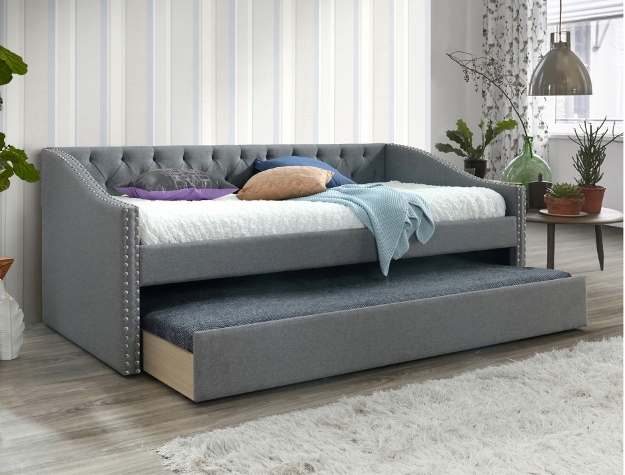 LORETTA DAYBED