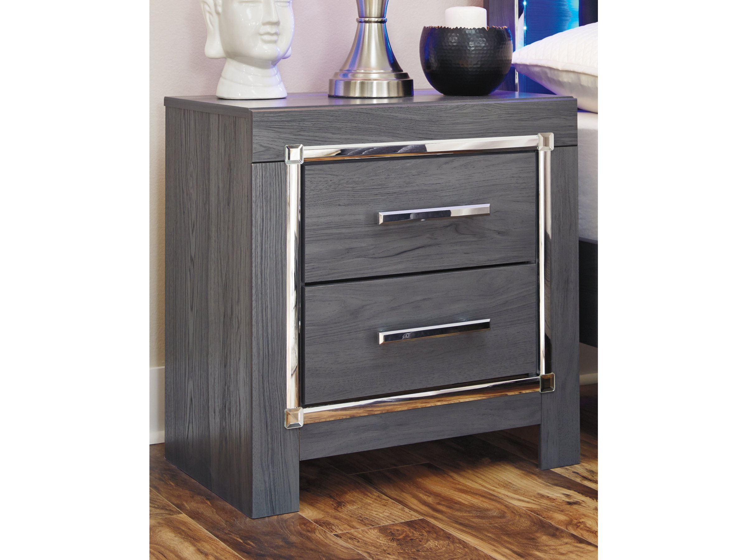 NIGHTSTAND